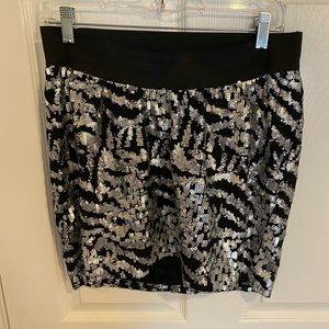 Underbelly fancy maternity skirt